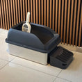 Load image into Gallery viewer, Pet litter box with scoop on a tiled floor, text overlay about semi-enclosed mode.