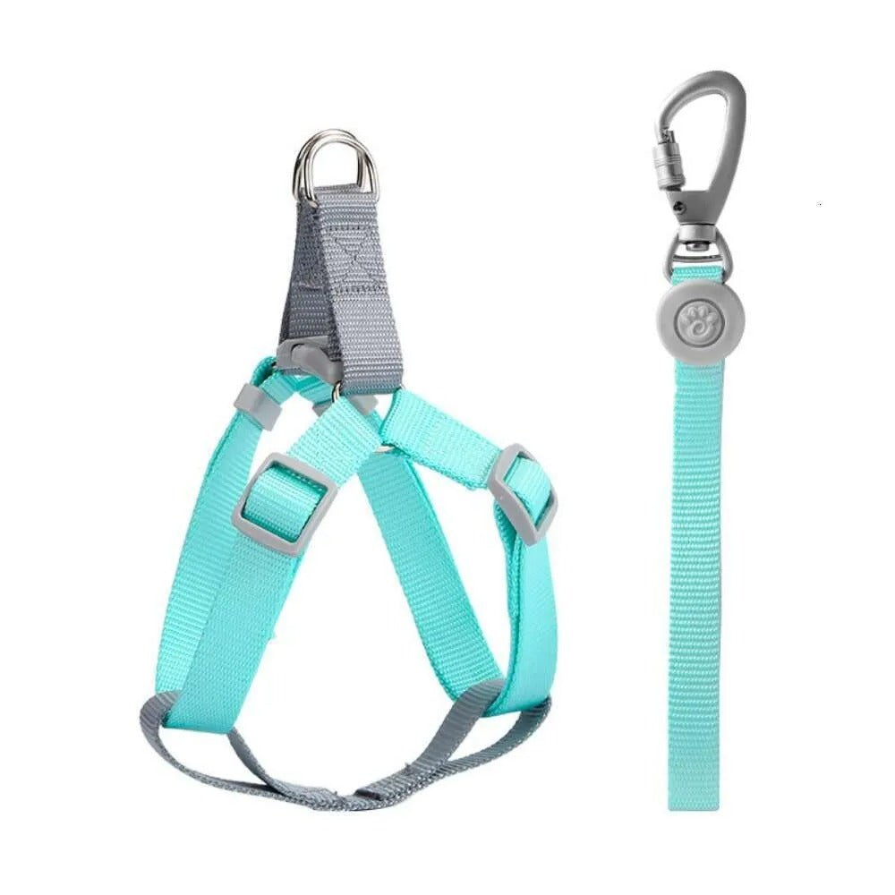 Adjustable & Escape-Proof Cat Harness and Leash Set - Comfortable Pet Vest for Cats